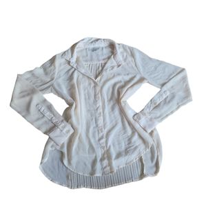 Olive And Oak Womens Off White Beige Button Up Blouse Top With Ruffle Back